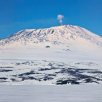 goldregen-am-suedpol-der-mount-erebus