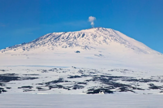 goldregen-am-suedpol-der-mount-erebus