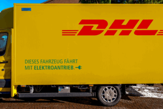 dhl-investiert-in-emissionsfreie-lkw-flotte