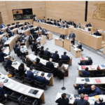 hakenkreuz-eklat-erschüttert-den-landtag-in-stuttgart