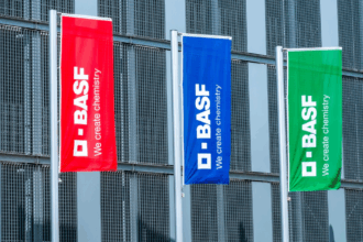 basf-veräußert-mehrheit-am-lackgeschäft-an-carlyle