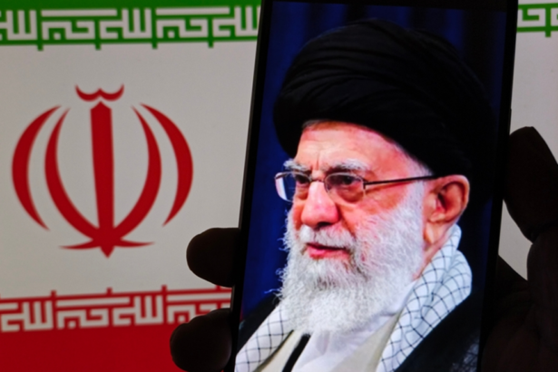 blutiger-aufstand-gegen-das-mullah-regime-im-iran