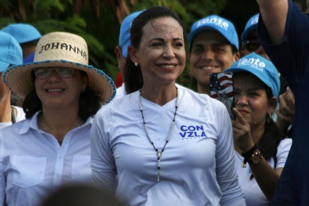 machado-überreicht-trump-nobelpreis-medaille-im-weißen-haus