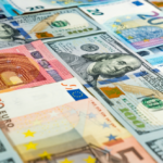 dollar-gerät-nach-waffenruhe-spürbar-unter-druck